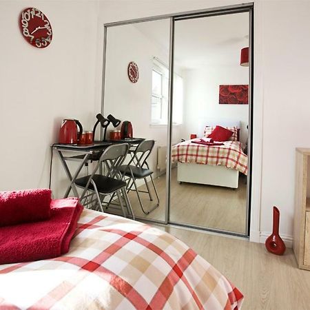 Gala Rooms Homestay - Free Parking เอดินบะระ ภายนอก รูปภาพ